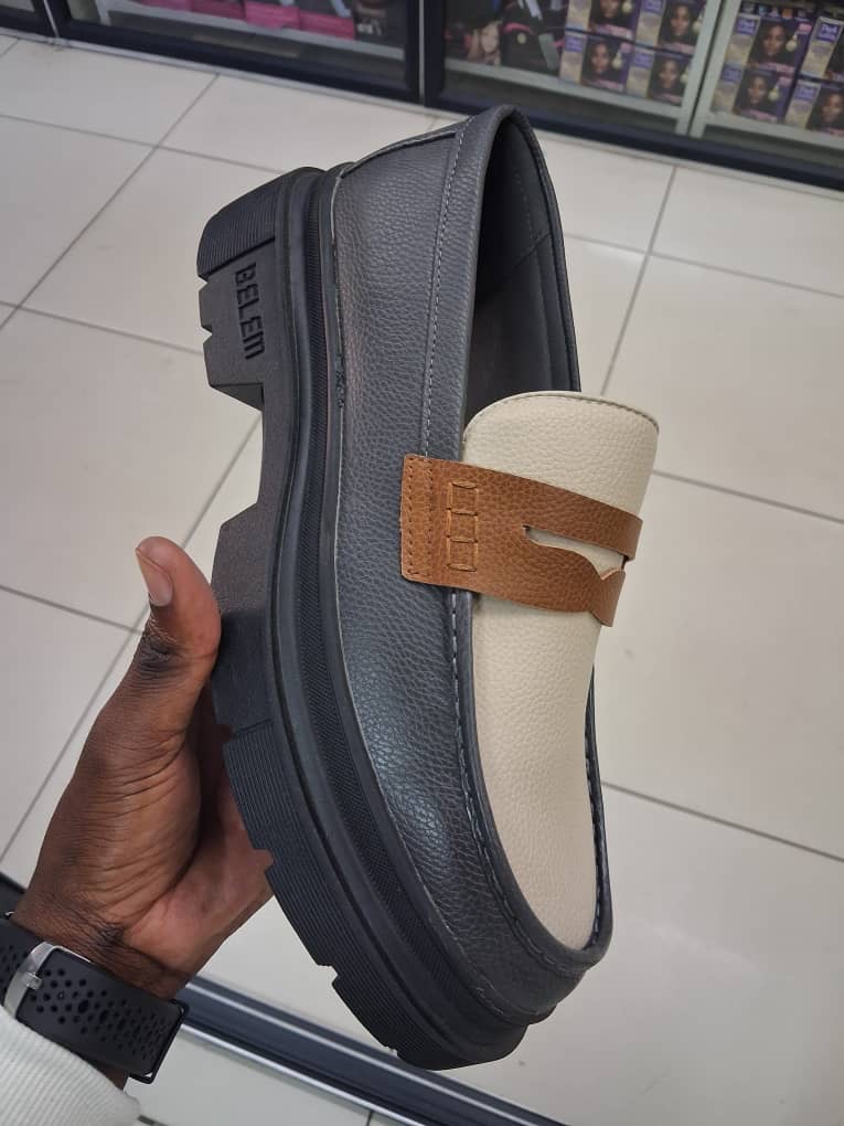 Formal shoes